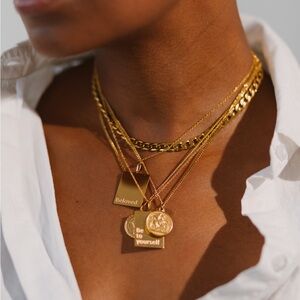 Classic, minimalist Stainless Steel Jewelry. 18ct Gold plated.